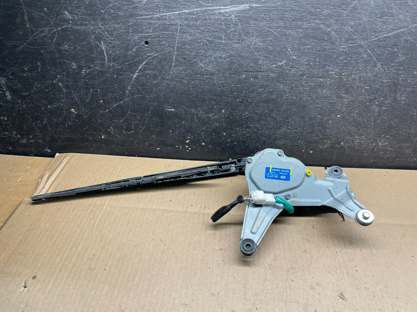 2007 - 2010 Hyundai Santa Fe Rear Glass Windshield Wiper Motor V9076 DG5
