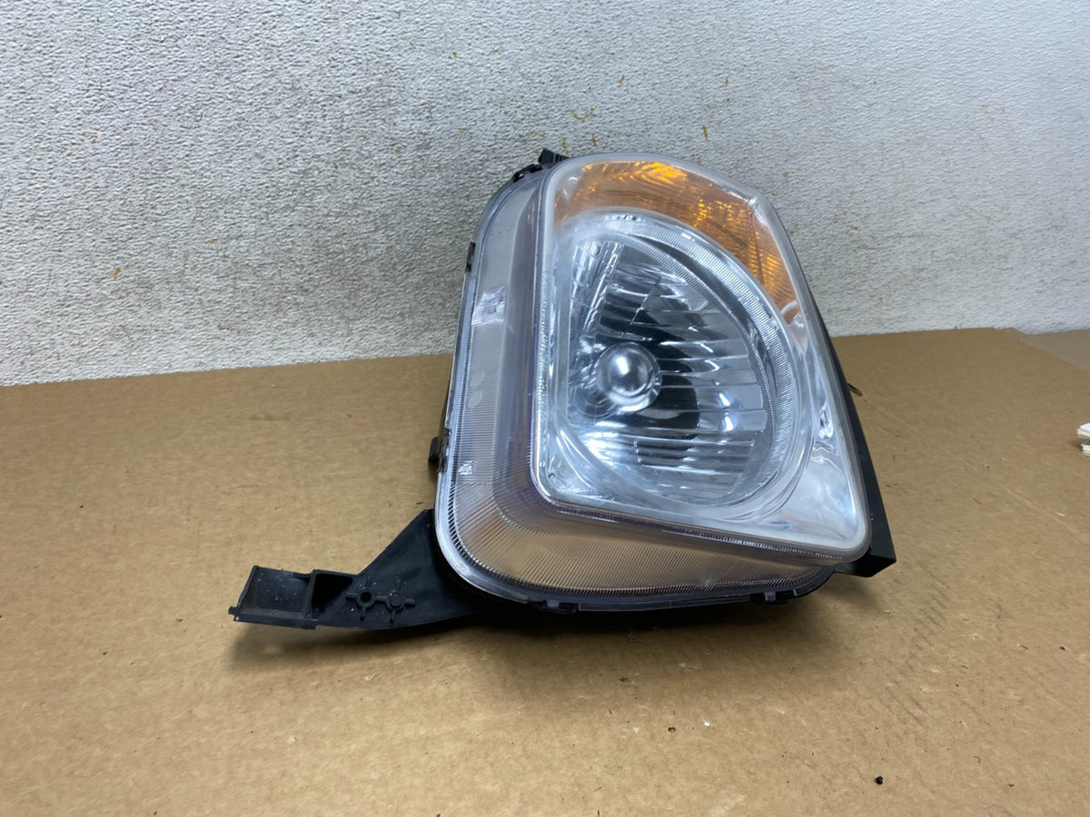 2003 to 2006 Honda Element Right Passenger Rh Side Headlight AI2625 DW2