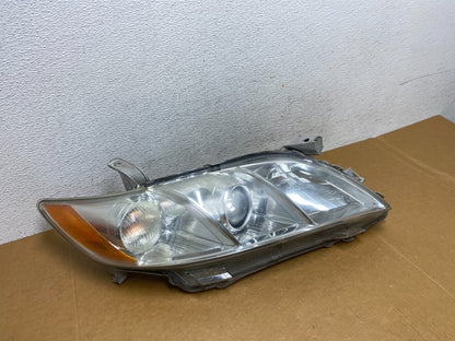 2007 - 2009 Toyota Camry Halogen Right Passenger Headlight AD8943 DW2