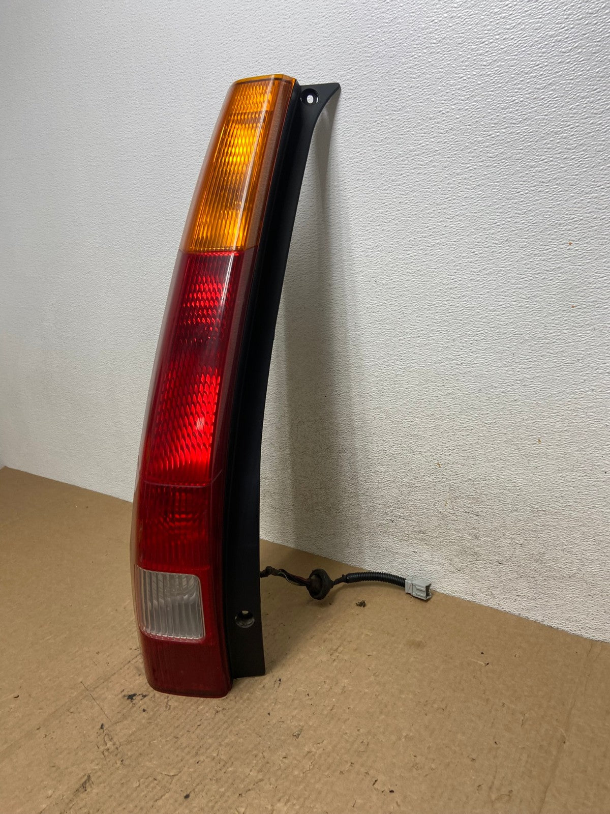 2002 2003 2004 Honda Crv Cr-v Left Driver Lh Tail Light AF9892 LK1
