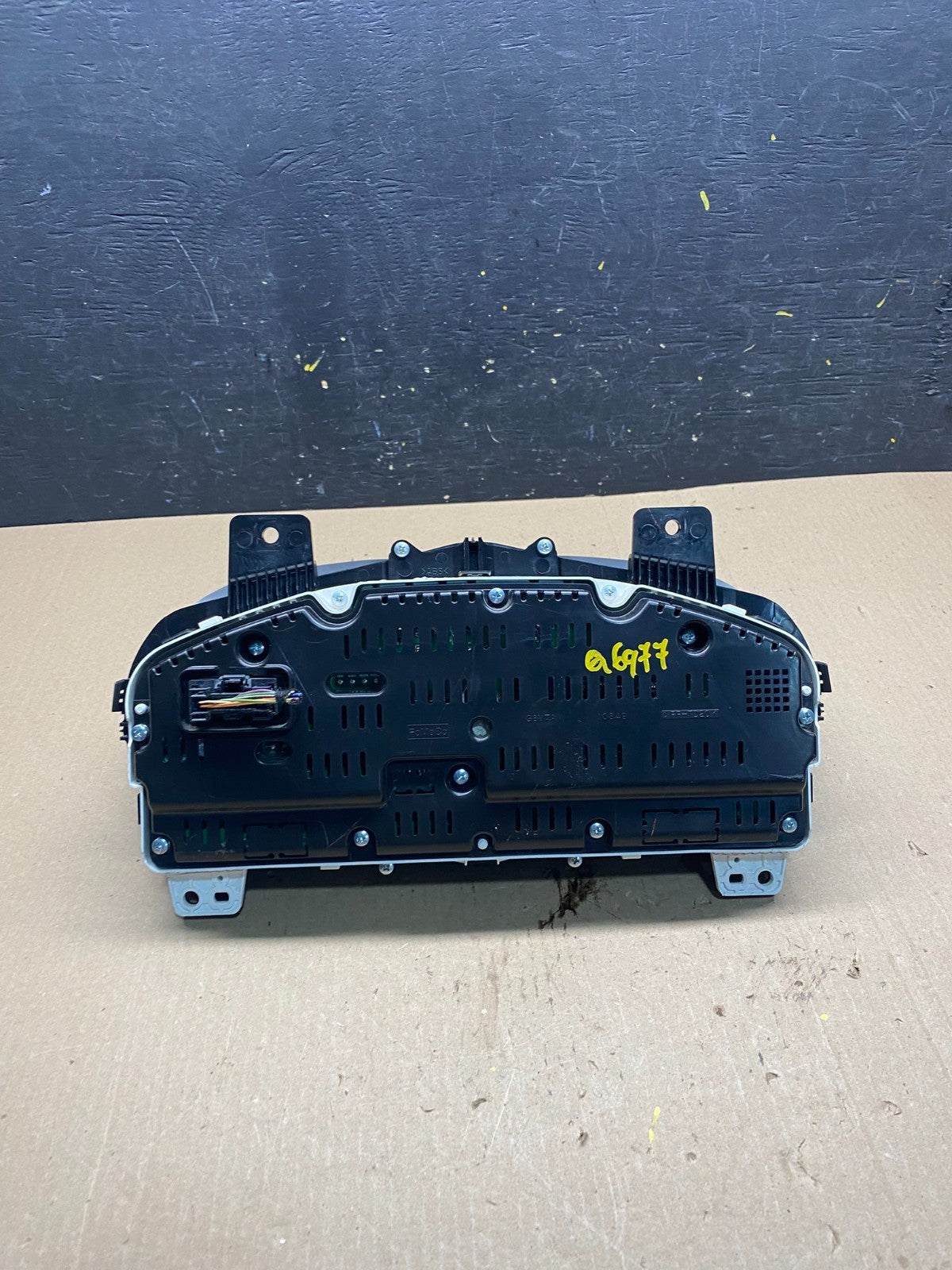 2014 2015 Lincoln MKT Speedometer Instrument Gauge Cluster Q6977 DG4