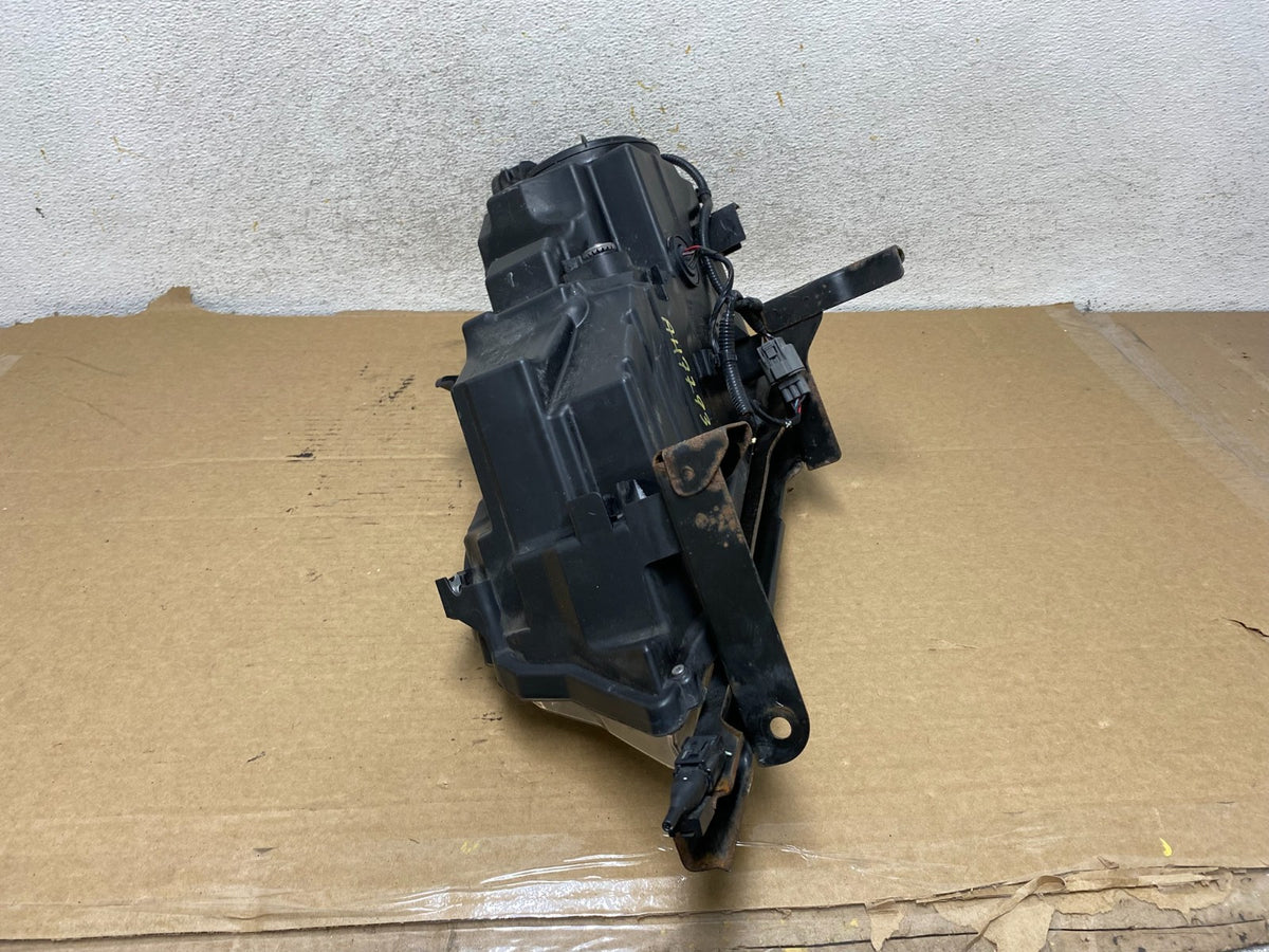 2014 to 2016 Acura MDX Headlight Halogen Right Passenger AH7793 DW6