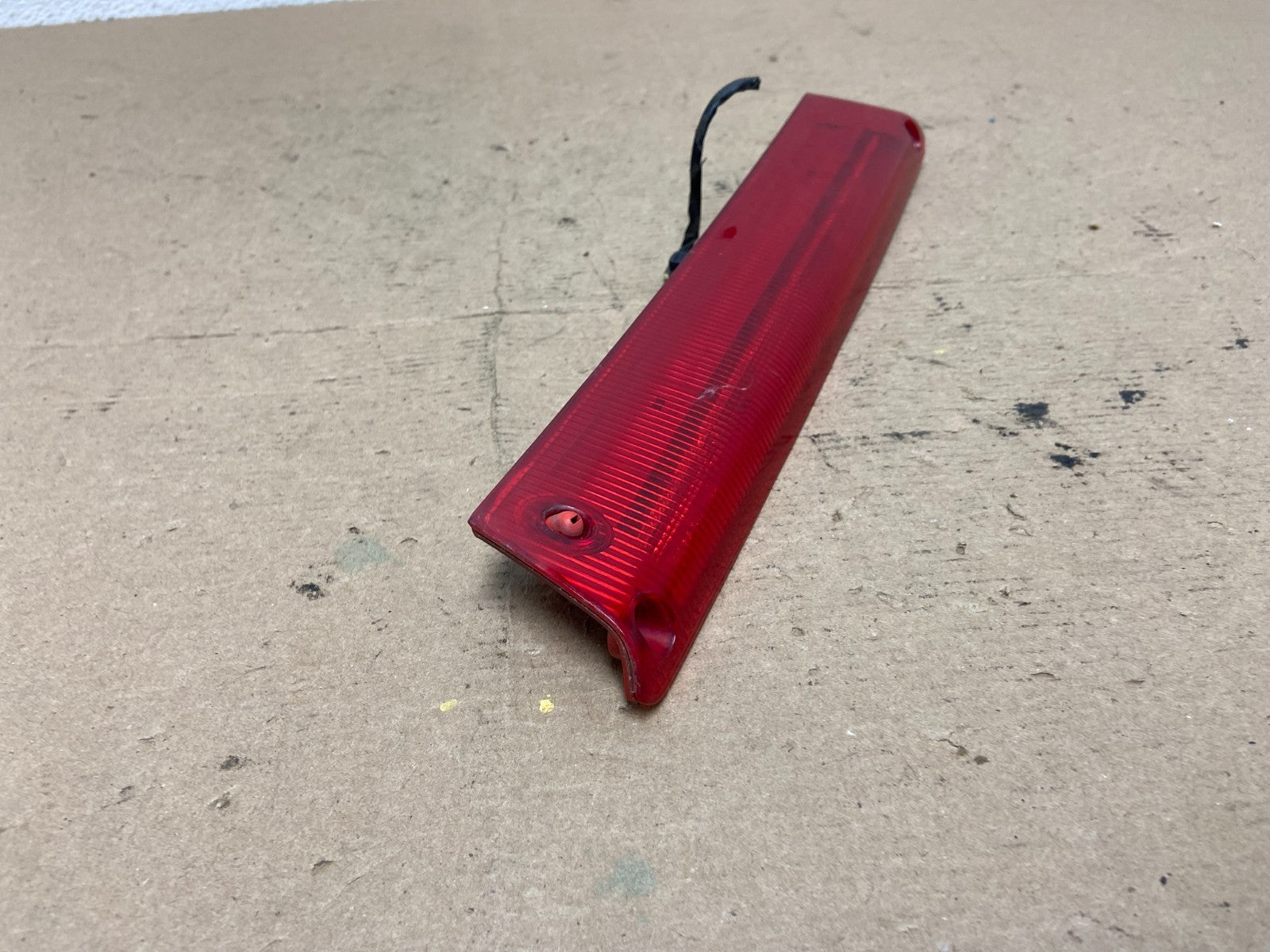 2012 to 2017 Ford Focus SE Trunk Lid Hatch 3rd Brake Light AF4723 DG2