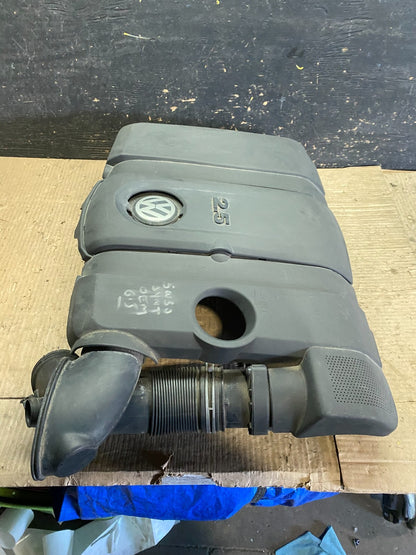 2005 - 2008 Volkswagen Jetta Beetle 2.5L Passat Engine Cover 07k129601G W6268 DG2