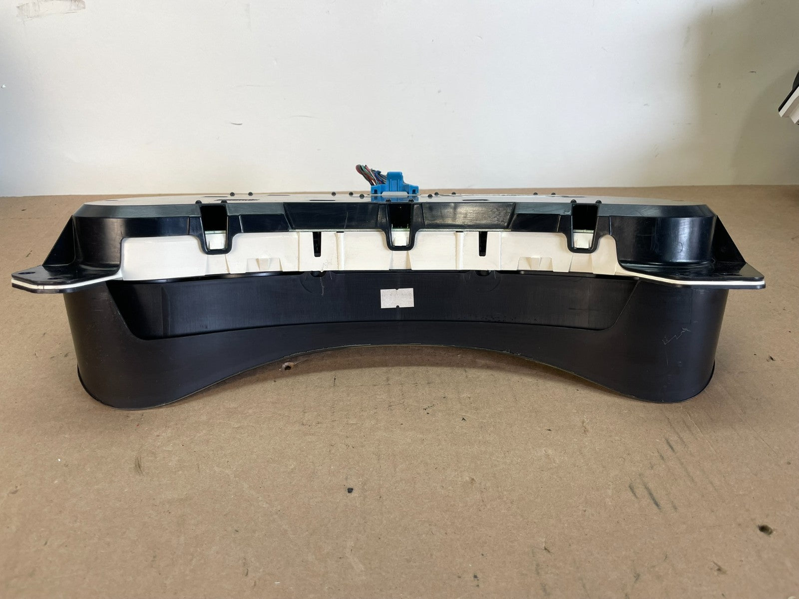 2003 to 2006 Cadillac Escalade Instrument Speedometer Cluster Gauge AG2529 DG8