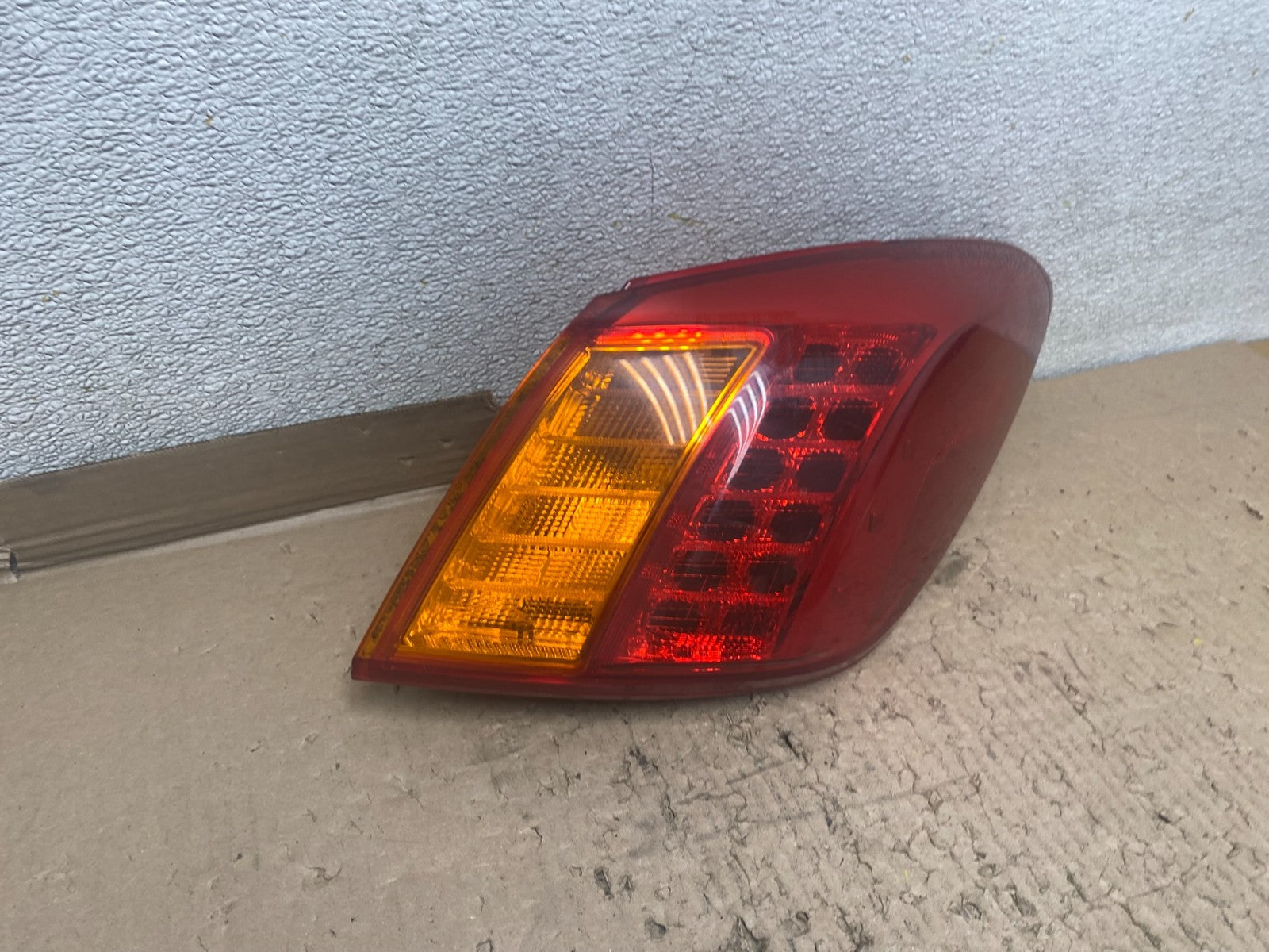 2009 2010 Nissan Murano Right Passenger Rh Side Tail Light Oem U2415 DW2