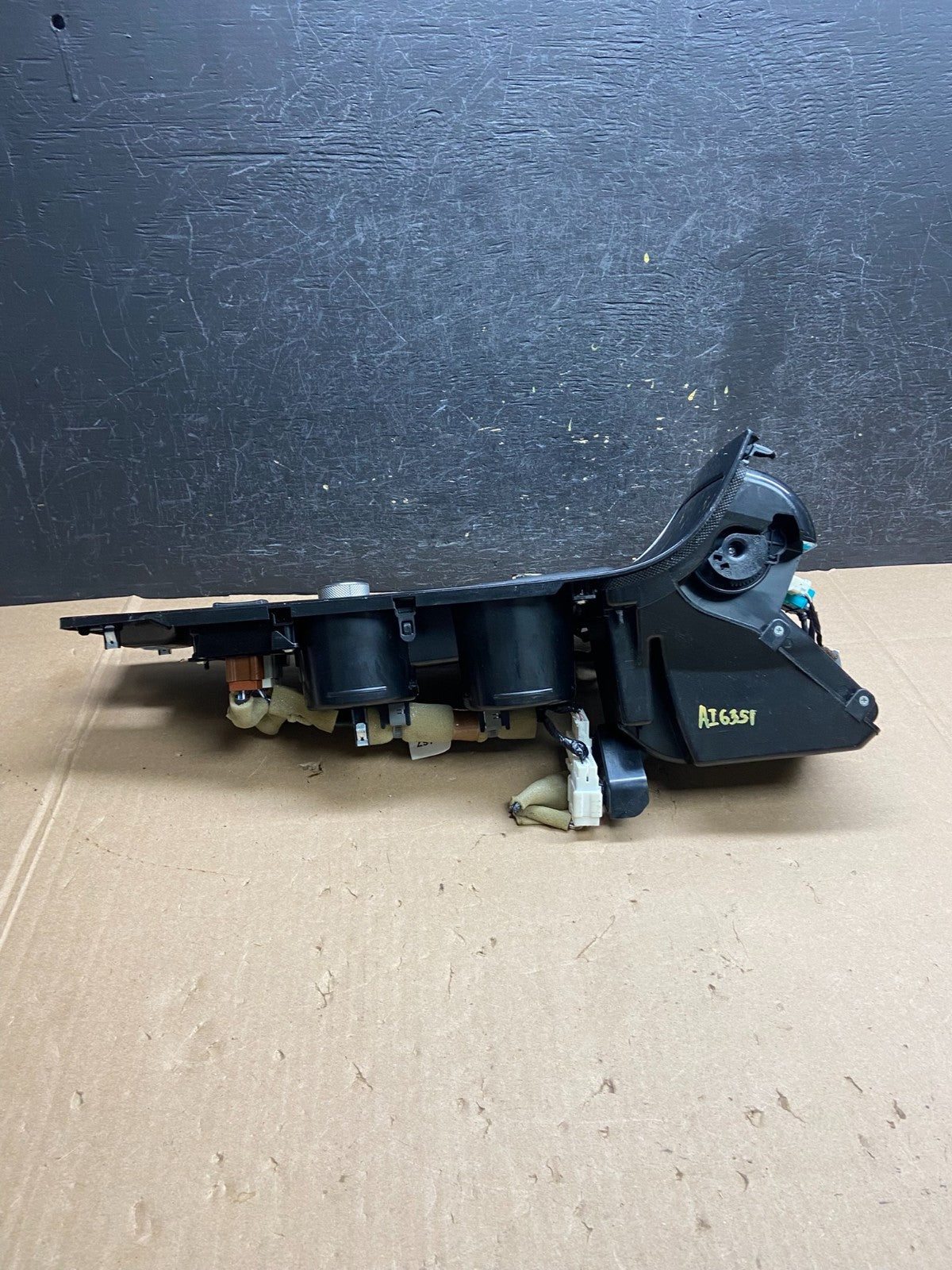 2016 to 2019 Nissan Maxima Climate Control Shifter Floor Bezel Trim OE ai6351 DG2