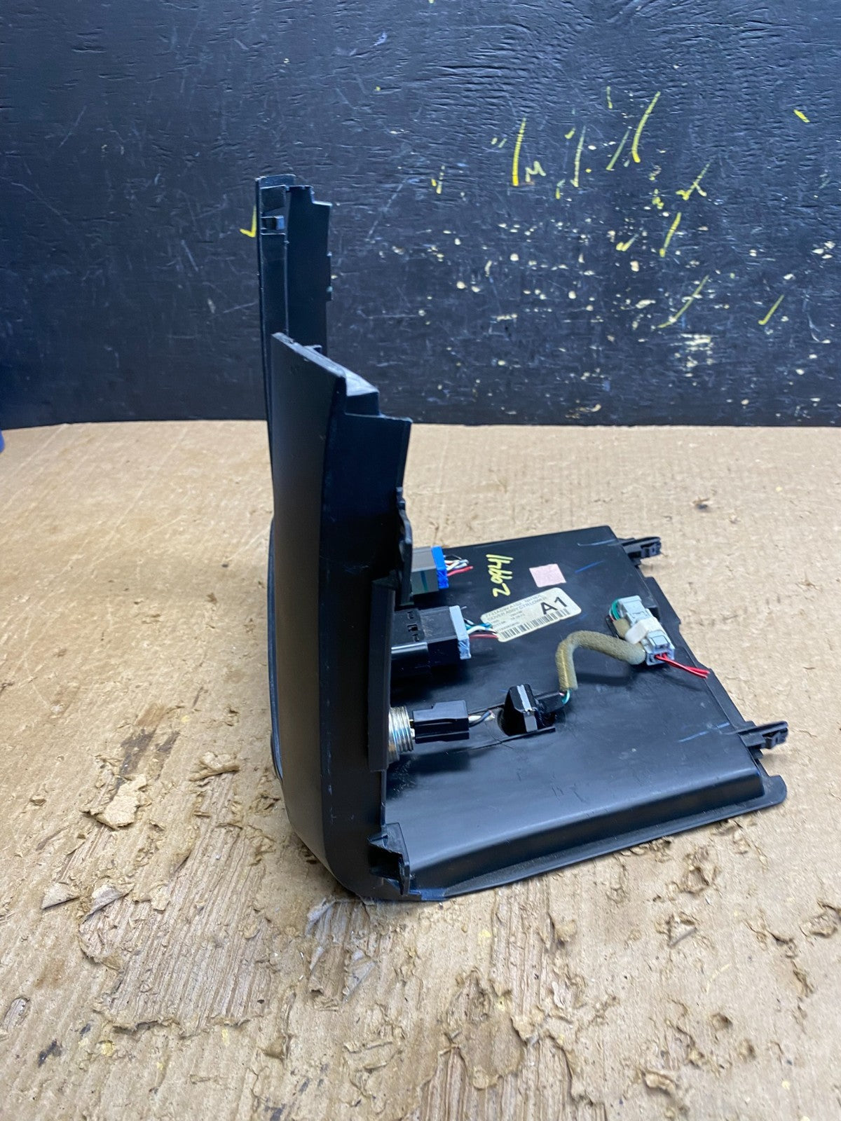 2004 to 2007 Honda Pilot Lower Dash Trim Switch Panel Oem Z9941 DG2