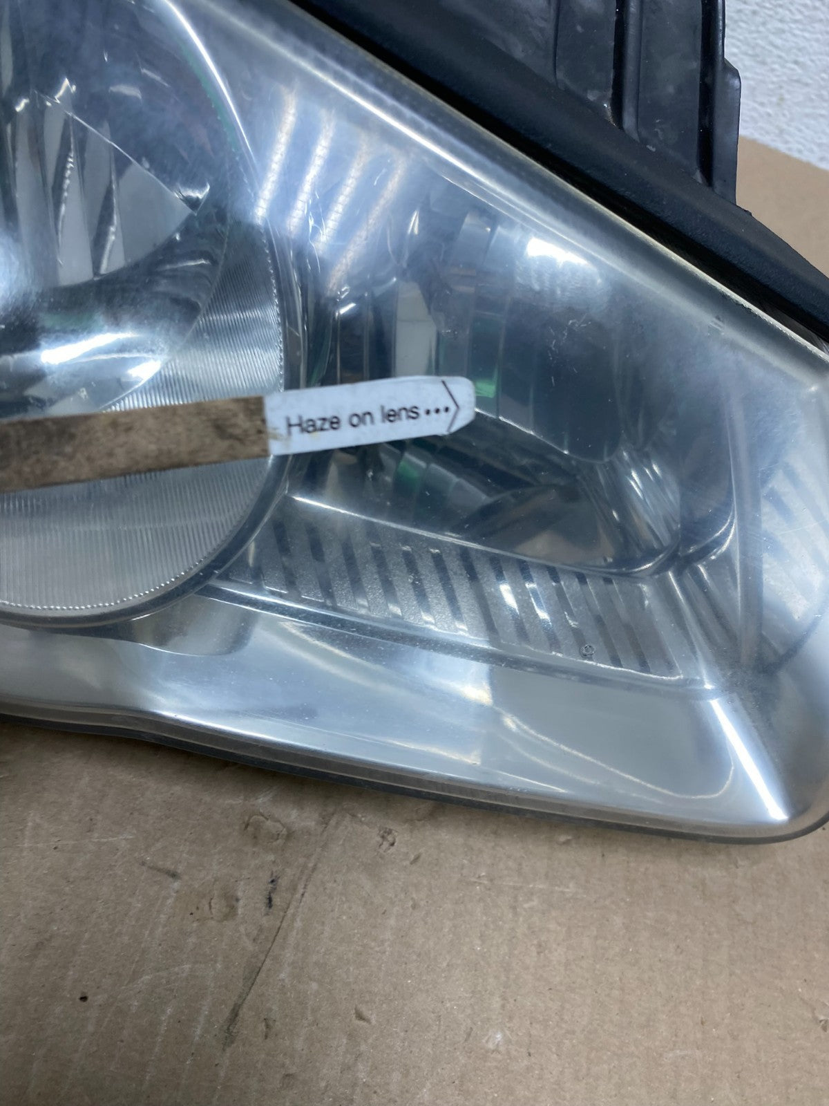 2007 2008 2009 2010 Hyundai Elantra Right Passenger Side Headlight AE7011 DW4
