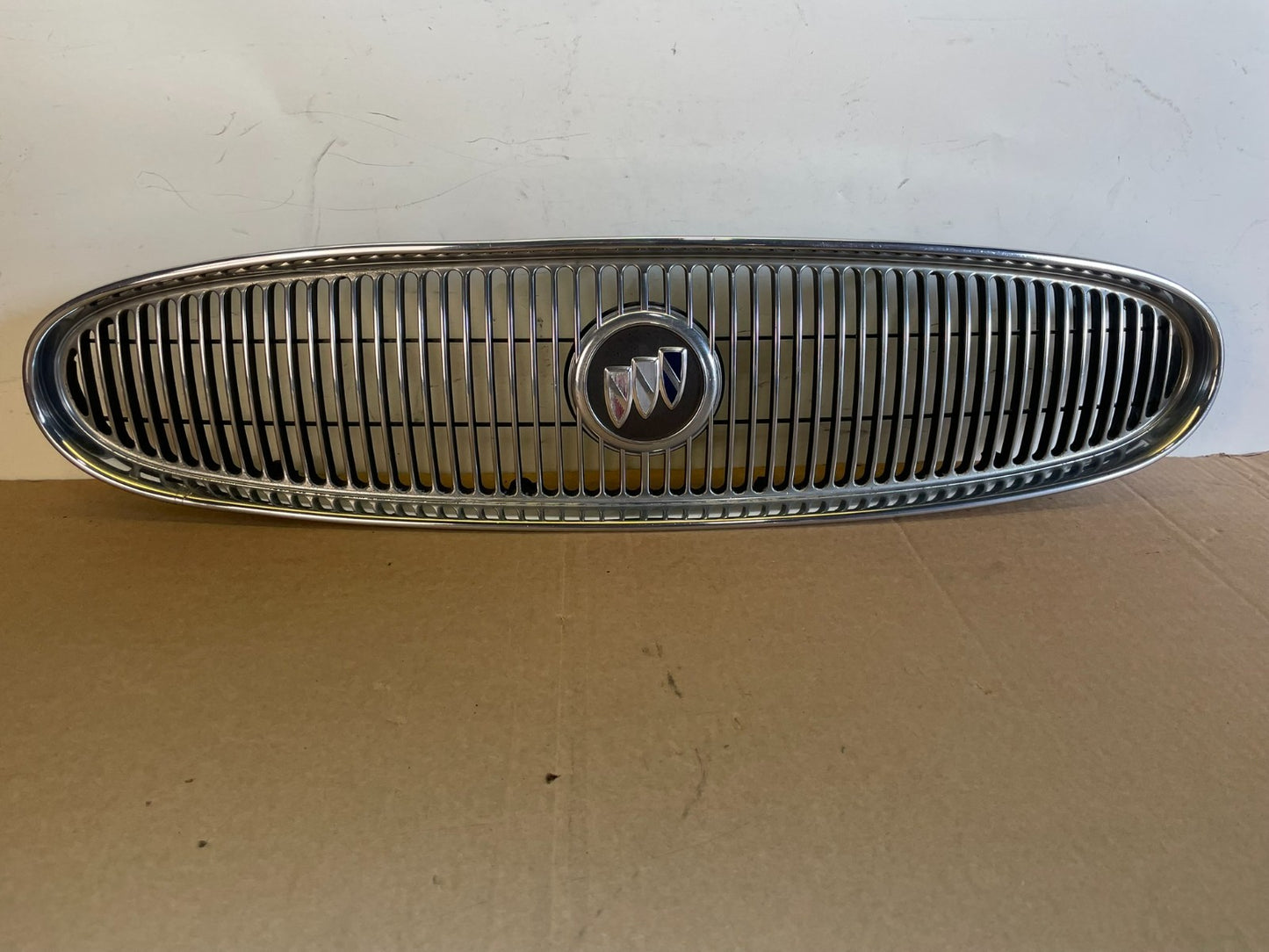 2000 to 2005 Buick Lesabre Front Chrome Upper Grill Grille AG7599 DG0