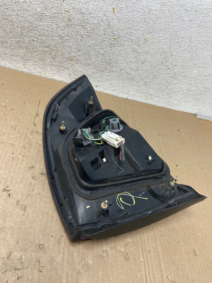 2000 2001 2002 2003 Nissan Sentra Left Driver Side Tail Light AJ1841 LK6
