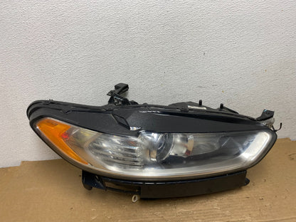 2013 to 2016 Ford Fusion Right Passenger Rh Side Headlight AD4050 DW0