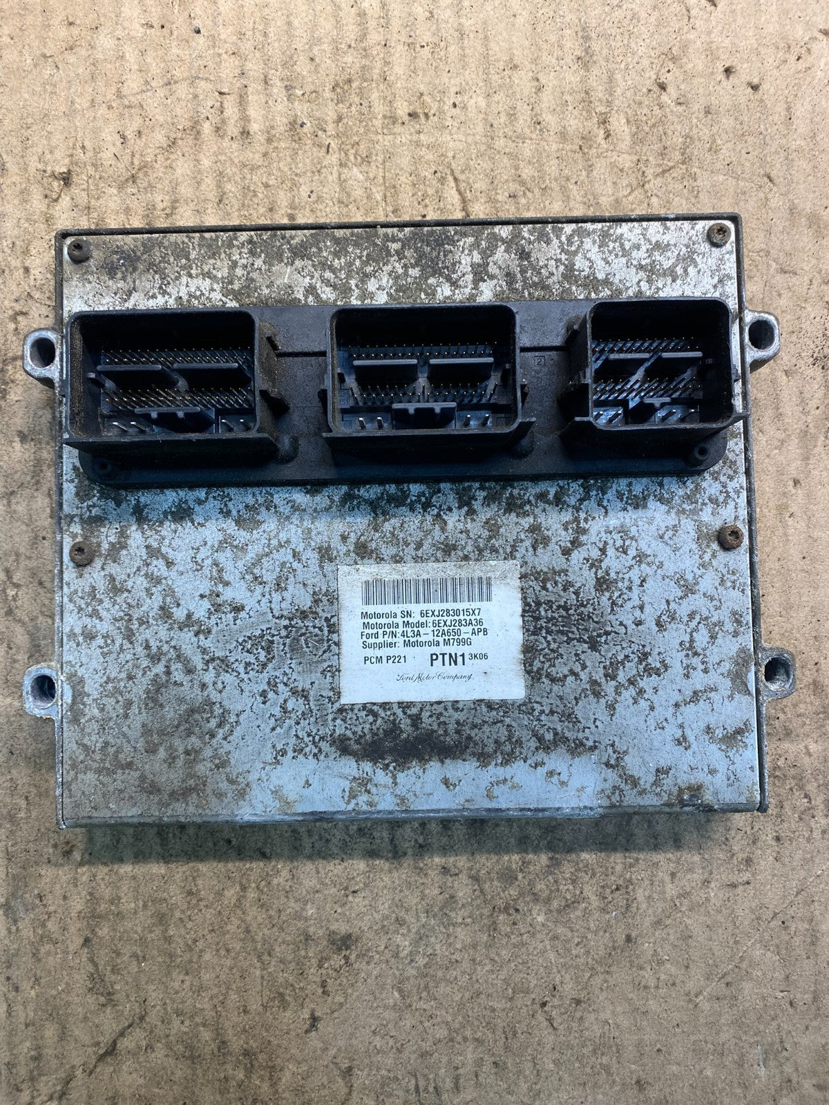 2004 Ford Truck F150 5.4L Engine Control ECU ECM Computer Module AB3980 DG0