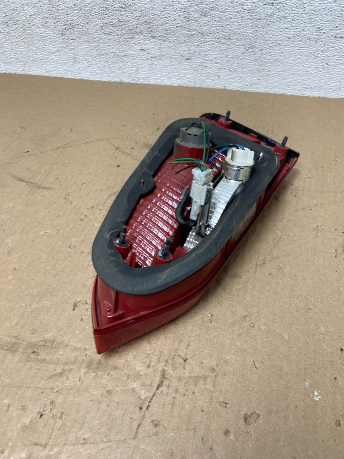 2017 - 2018 Hyundai Santa Fe Left Driver LH Side Inner Tail Light AD7721 DG5