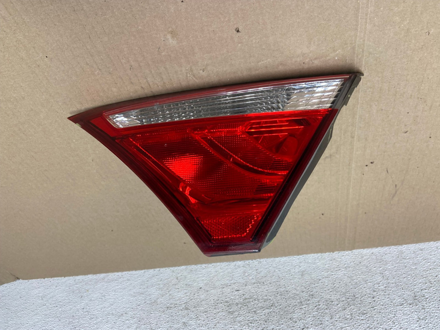 2015 - 2017 Toyota Camry Right Passenger RH Side Tail Light Inner AE6940 LK0