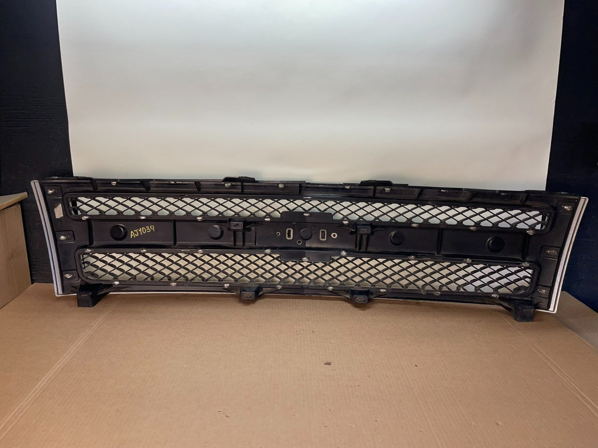 2007 to 2013 Chevrolet Silverado 1500 Front Chrome Grille Grill AJ1034 DG5