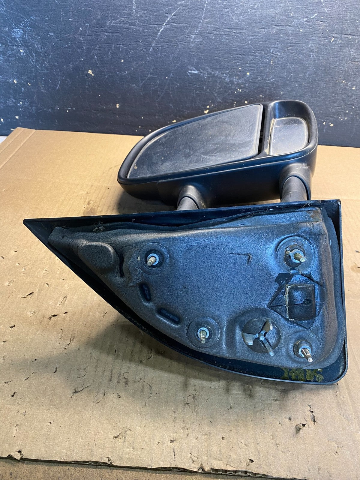 1999 to 2007 Ford F250 F350 F550 Duty Right Passenger RH Side Mirror AA7429 MS5