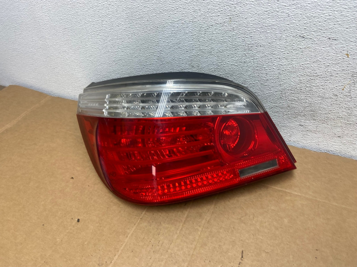 2008 2009 2010 BMW 5 525i 530i Left Driver Lh Tail Side Light AD5334 LK1