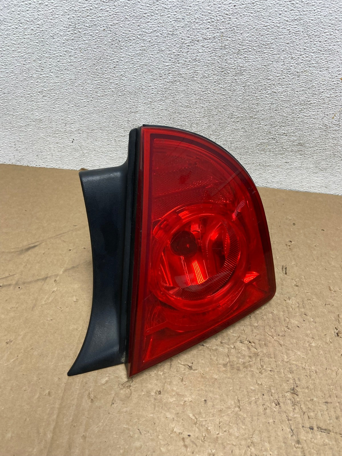 2008 2012 Chevrolet Malibu Right Passenger RH Side Tail Light AG1166 LK2