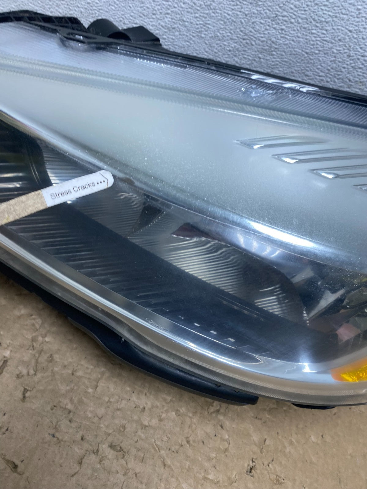 2017 - 2019 Ford Escape Left Driver LH Side Halogen Headlight AG1149 DG4