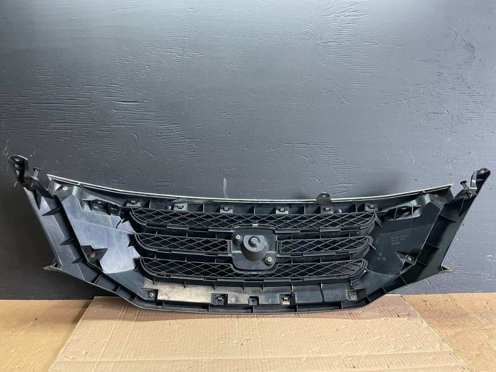 2008 2009 2010 Honda Odyssey Front Upper Grill Grille AB7664 DG5