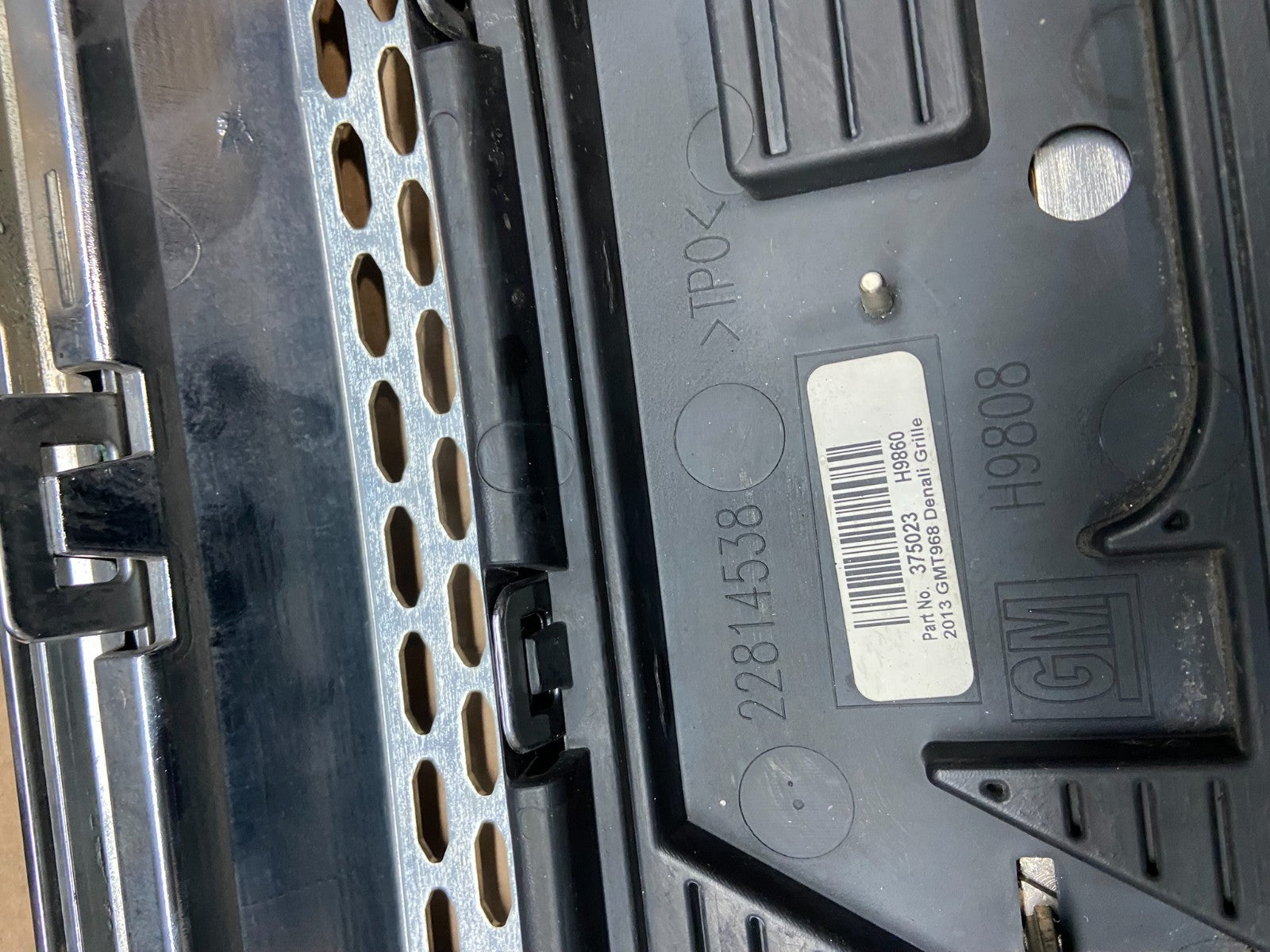 2013 2014 2015 GMC Acadia Denali Front Upper Grill Grille Oem Y9412 DG7