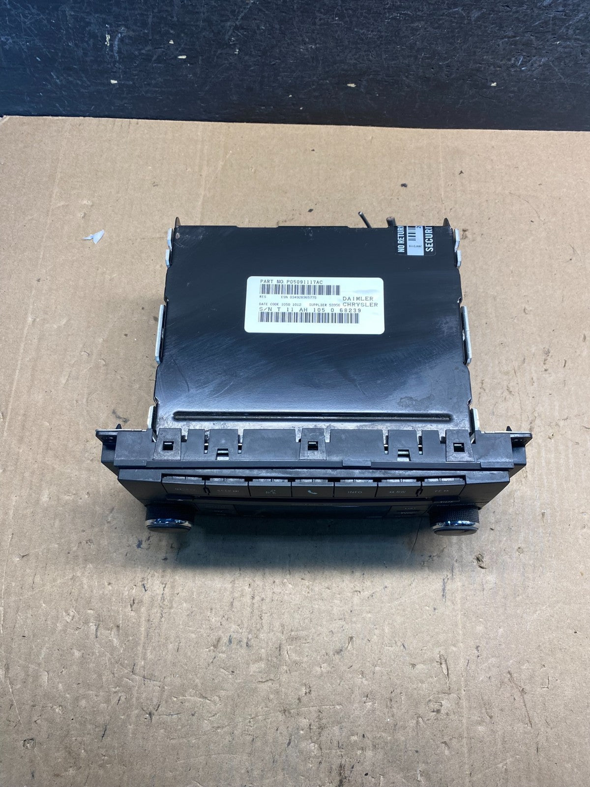 2007-2012 Chrysler Dodge Jeep Ram Radio CD MP3 AUX Receiver AE7836 DW4