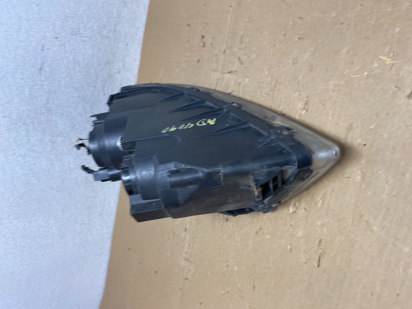 2006-2008 Hyundai Sonata Right Passenger Rh Side Headlight Halogen AD4090 DW8