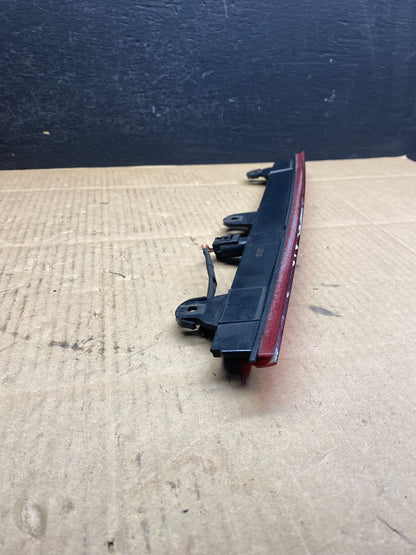2007 to 2015 AUDI Q7 Rear Spoiler 3RD Third Brake Light AD5101 DG1