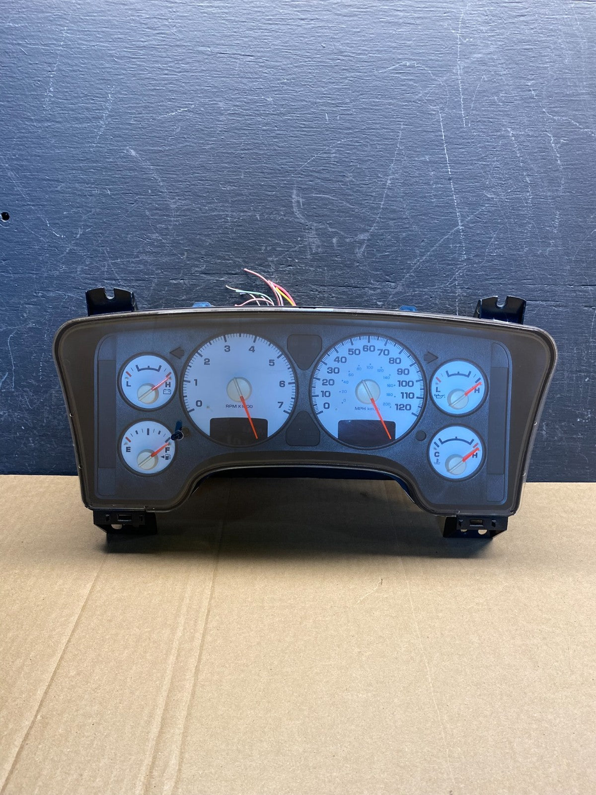 2003 to 2007 Dodge Ram 1500 Instrument Speedometer Gauge Cluster AG3733 DW0