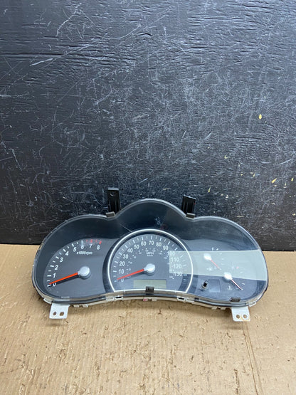 2006 to 2007 Kia Sedona Speedometer Cluster Gauge AF1633 DG0