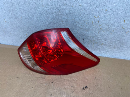 2006 2007 2008 Toyota Rav4 Right Passenger RH Side Tail Light AI3501 LK1