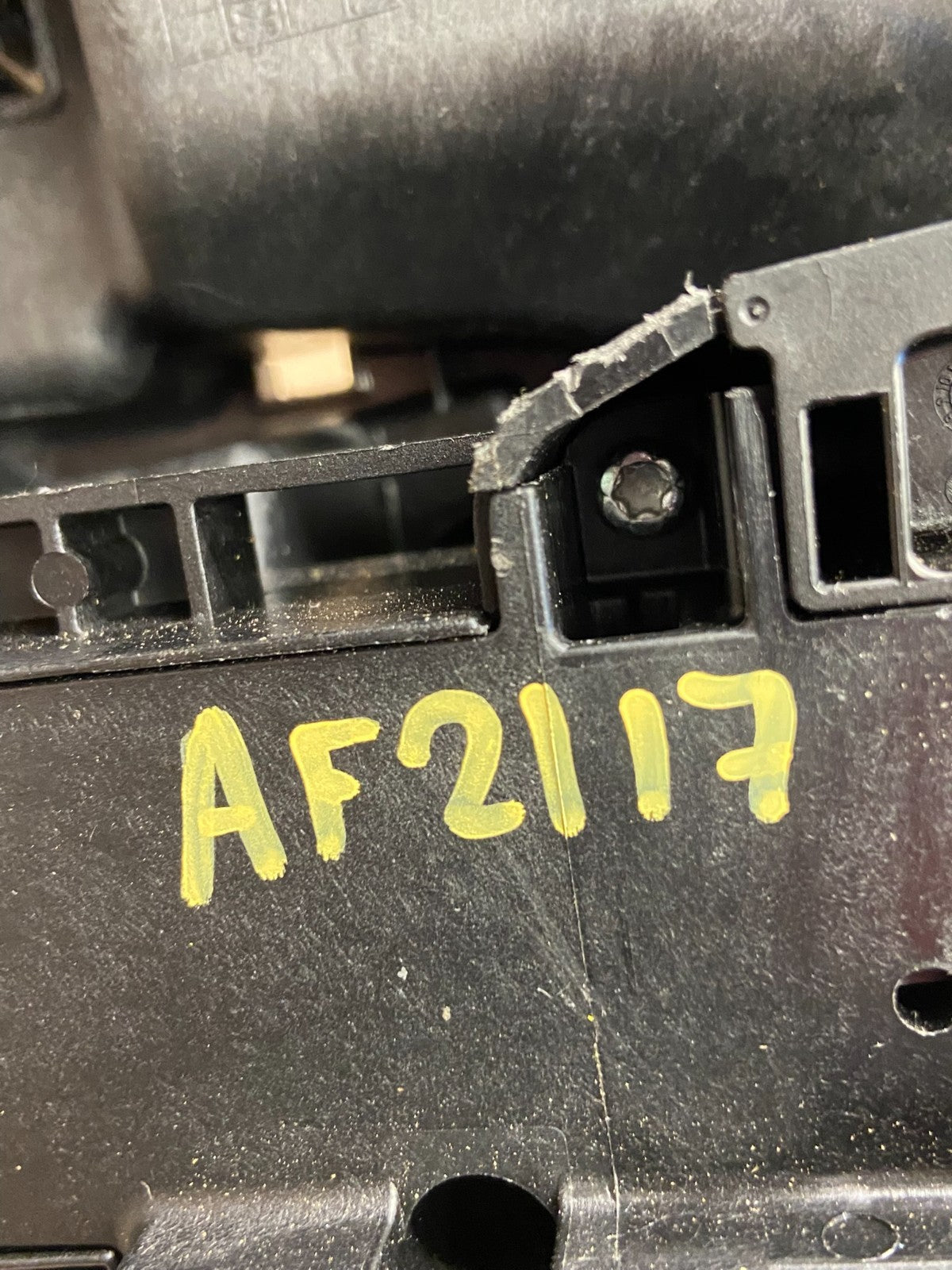 2007 to 2013 BMW X5 E70 Shift Shifter Selector Gear W/ Bezel AF2117 DG6