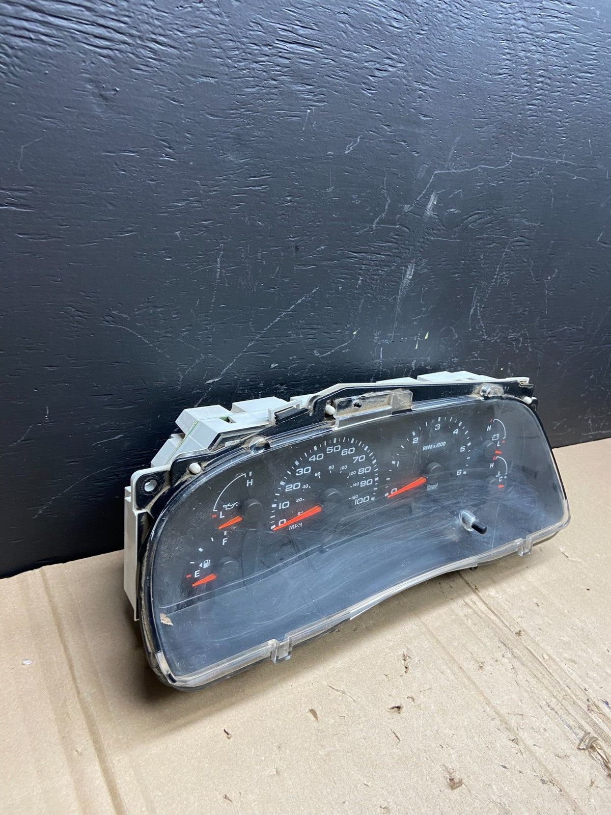 2000 2001 2002 Ford Expedition Speedometer Instrument Gauge Cluster Oe ab8902 DG2