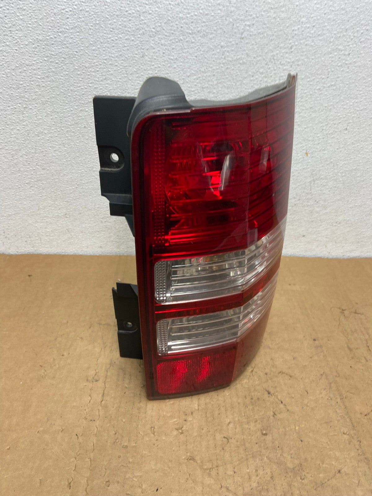 2008 to 2012 Jeep Liberty Right Passenger RH Side Tail Light AD1338 LK2