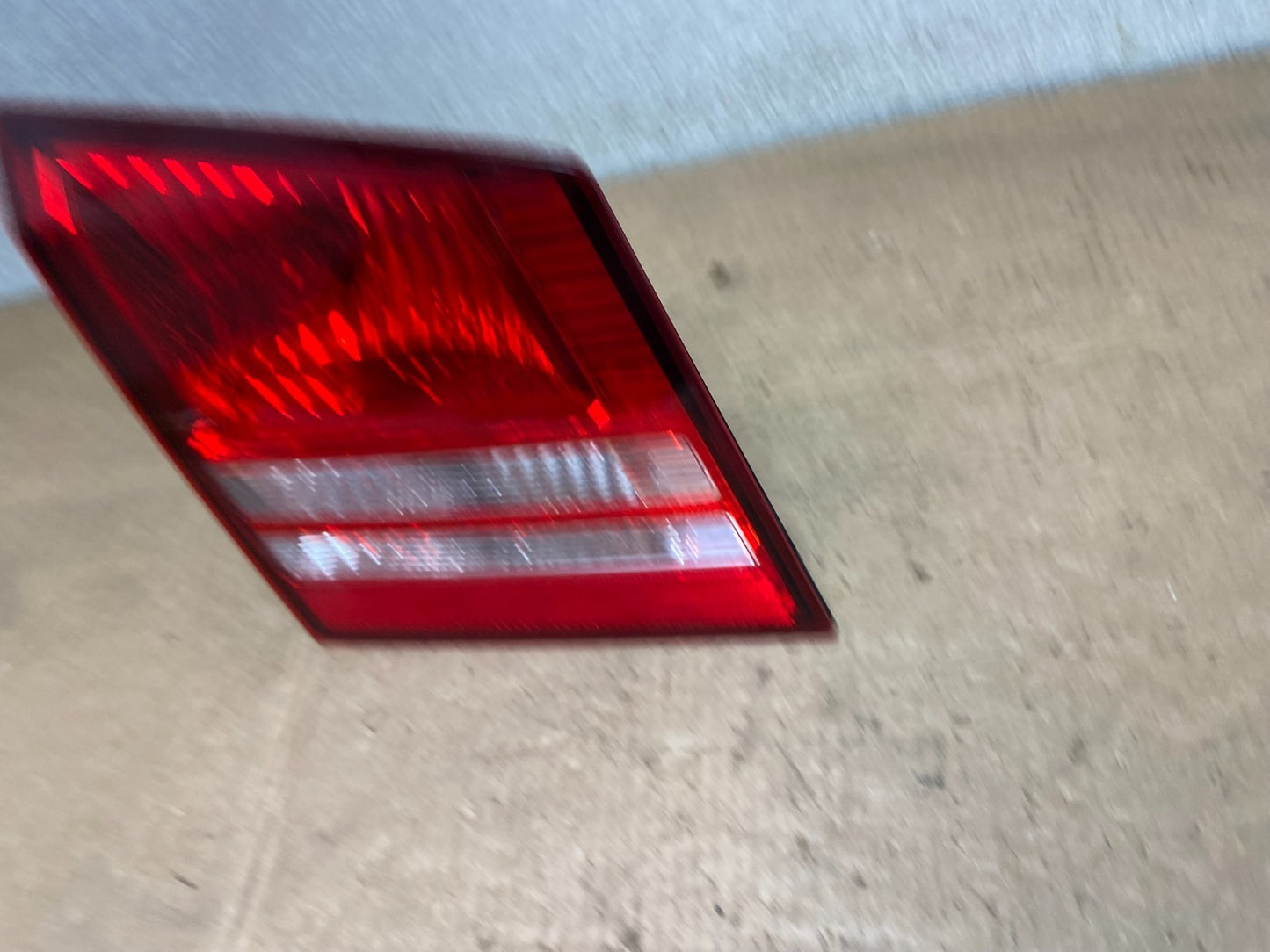 2009 2010 2011 Dodge Journey Left Driver Inner Trunk Lid Tail Light Oem Y5936 DG1