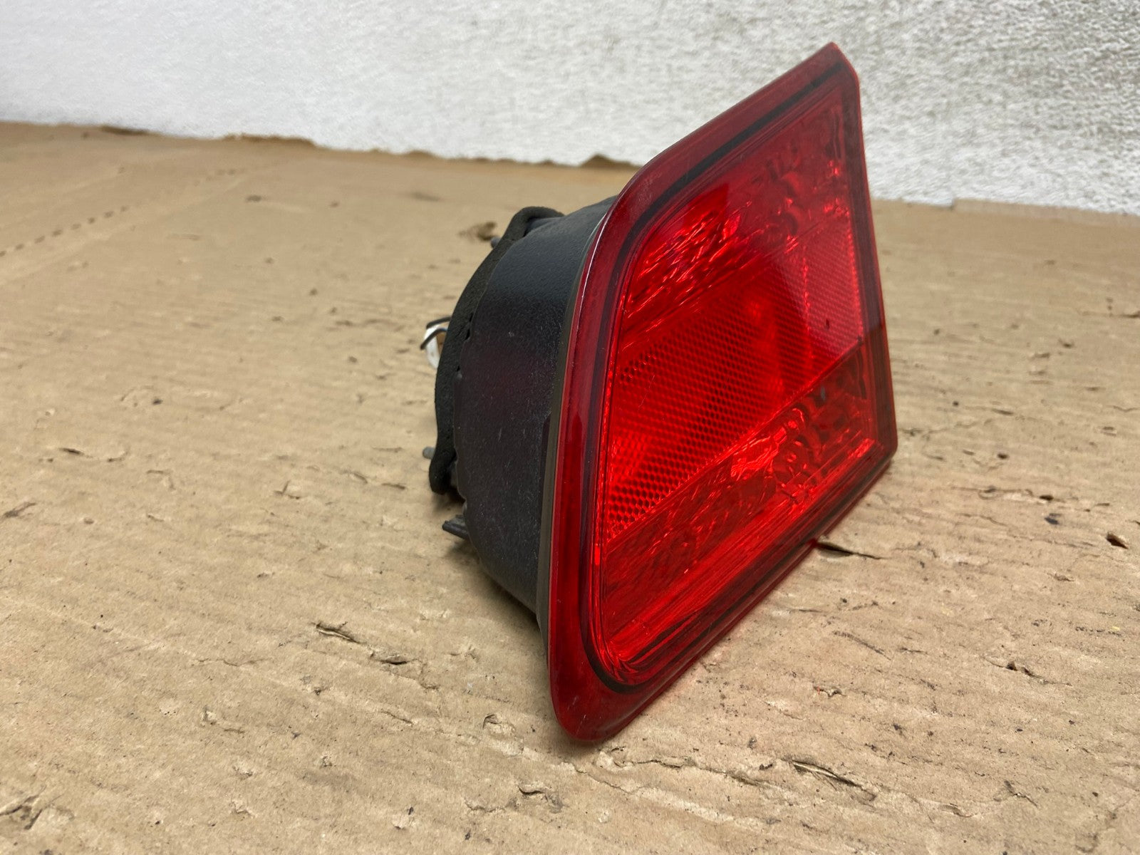 2010-2014 Subaru Legacy Right Passenger Rh Side Tail Light Inner AG8833 LK1