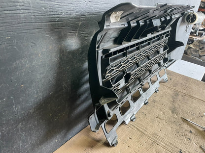 2008 to 2010 Land Rover LR2 Front Bumper Grille Grill P8727 DG6