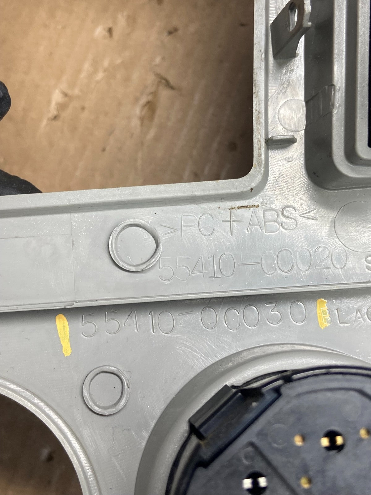 2007 to 2014 Toyota Tundra Dash Speedometer Cluster Gauge Bezel Trim AE3941 DG6