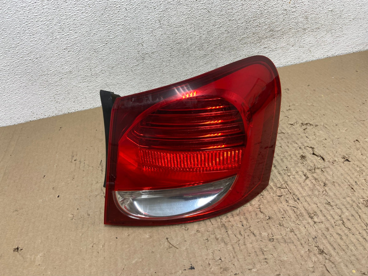 2006-2011 Lexus GS350 GS430 GS450H Right Passenger RH Tail Light AF2944 LK0