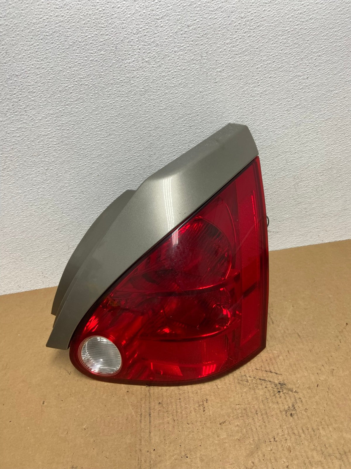 2004 2005 2006 2007 2008 Nissan Maxima Right Passenger Tail Light Oem AC2873 LK0