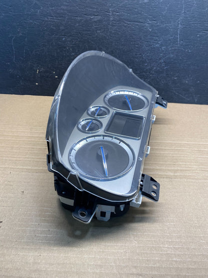 2007 to 2014 Cadillac Escalade Instrument Speedometer Cluster Gauge AF3809 DW1