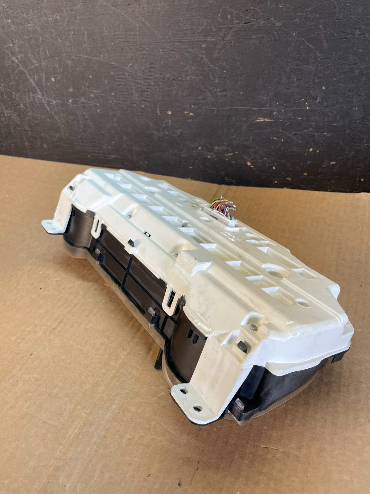 2004 2005 Toyota Sienna Speedometer Cluster Gauge AF3611 DG7