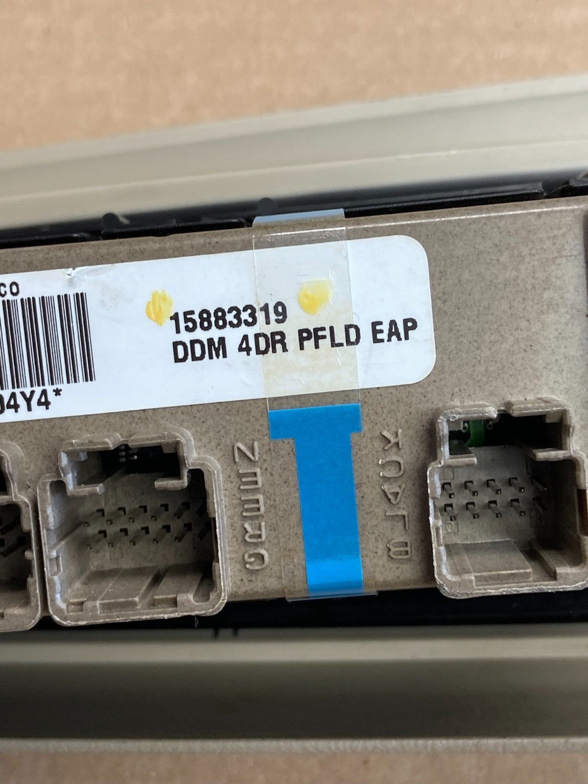 2003 to 2006 Suburban Tahoe Yukon Front Left Driver Window Switch AG0463 DG4
