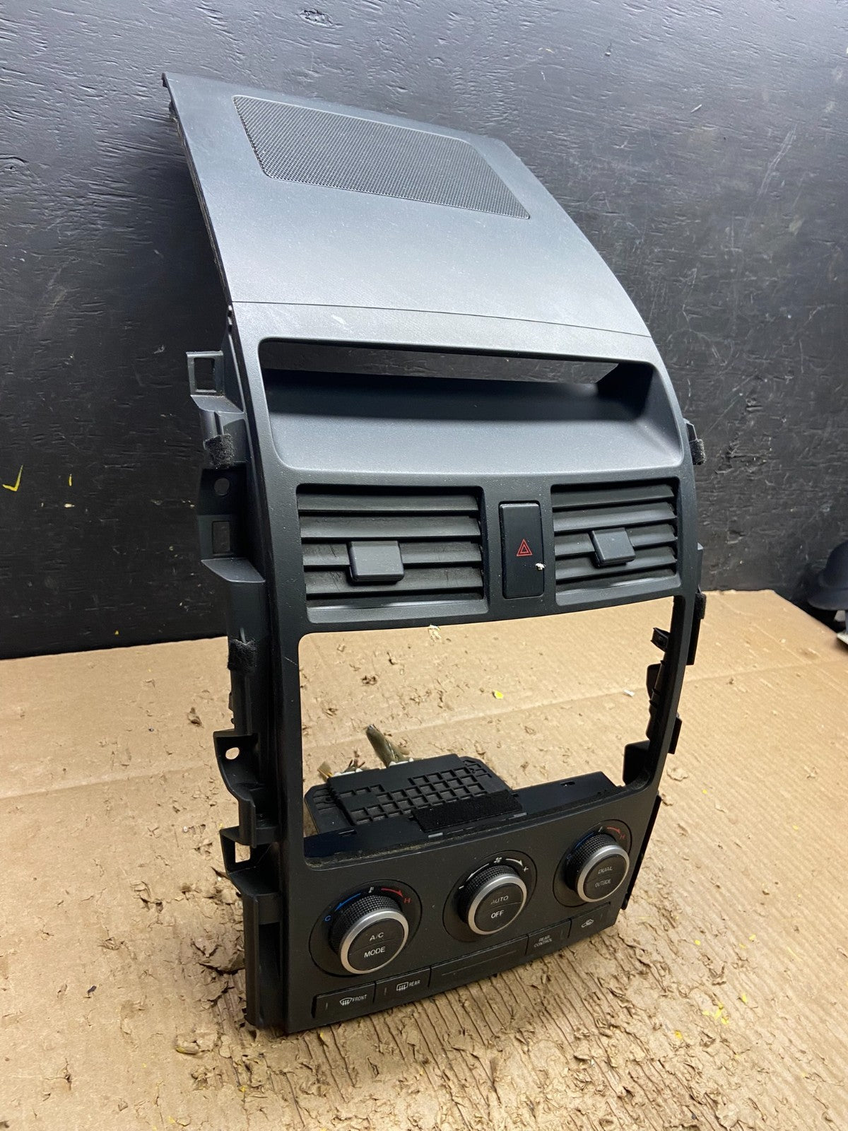 2007 - 2009 Mazda CX-9 Radio Dash Trim Bezel W/Vent AC Climate Control w0059 DG1