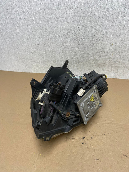 2006 to 2011 Cadillac DTS Right Passenger RH Side Xenon Hid Headlight AF44839