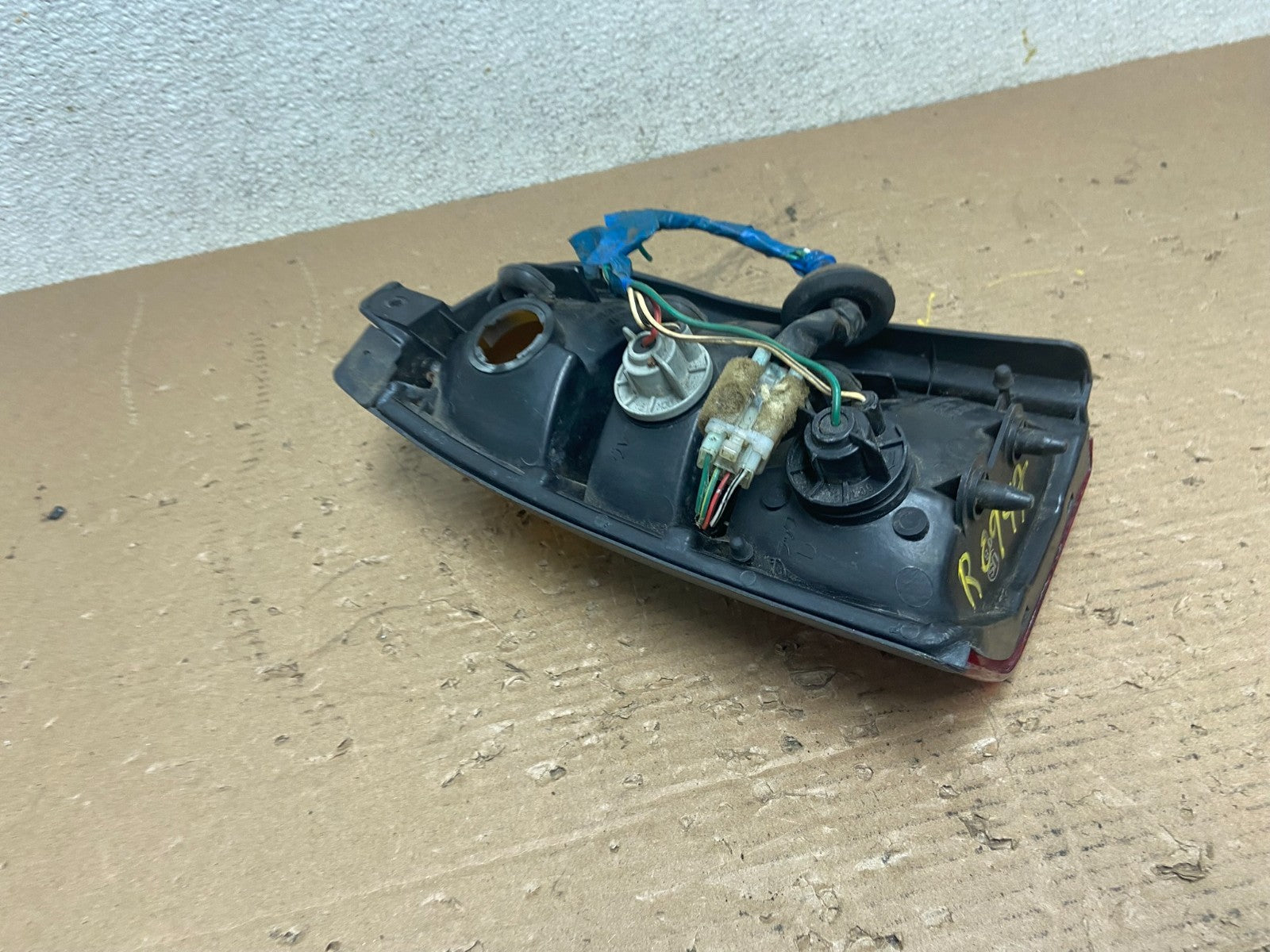 1988 to 1992 Toyota Corolla Right RH Side Wagon Tail Light OEM R09495