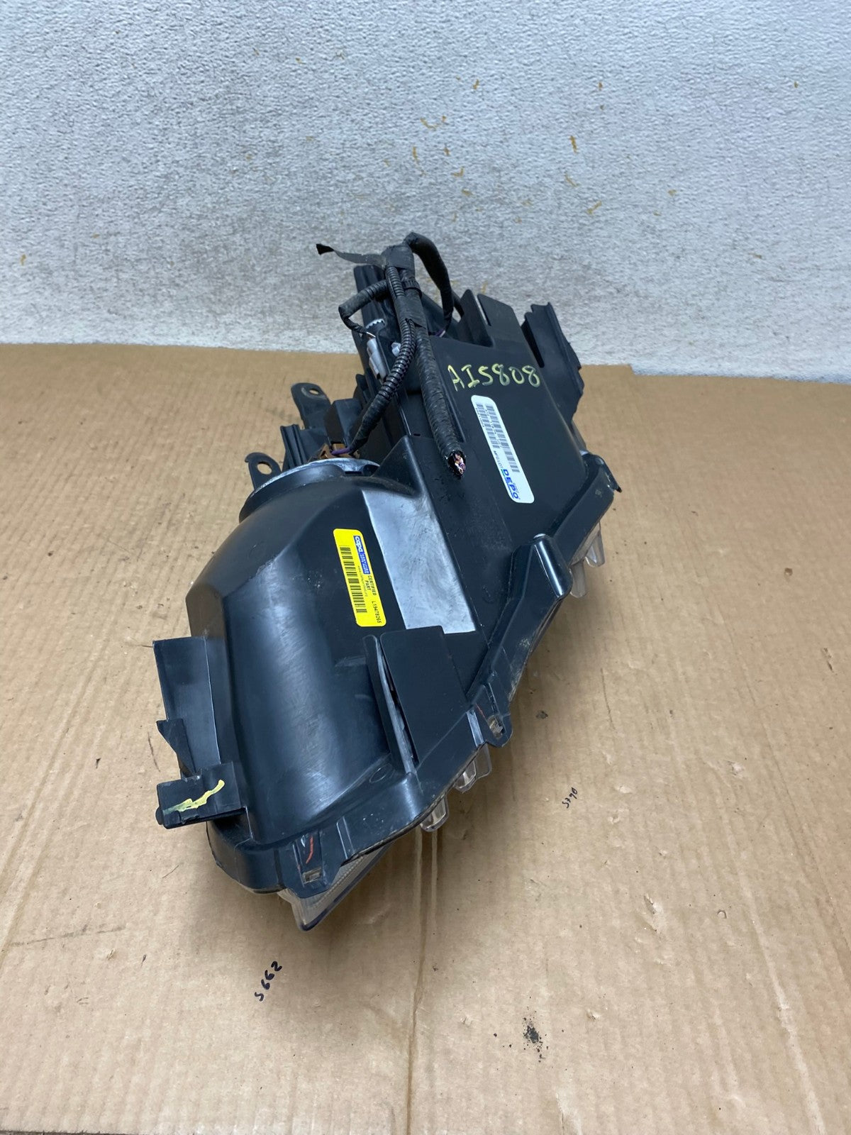 2010 - 2011 Toyota Prius Right Passenger Rh Halogen Headlight DEPO AI5808 LK9