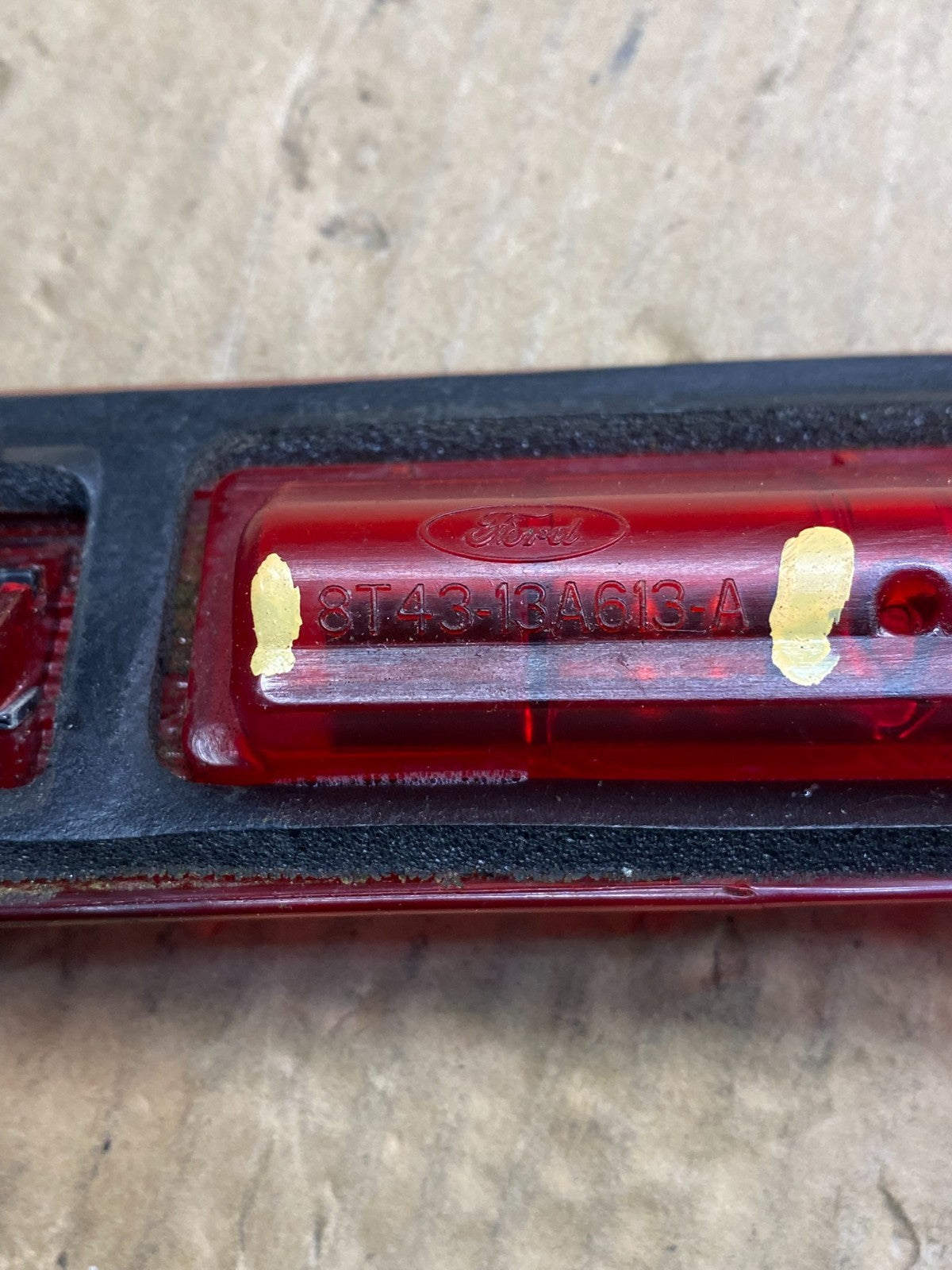 2007 to 2011 Ford Edge Rear Third Brake 3rd Light Lamp AD5102 DG3