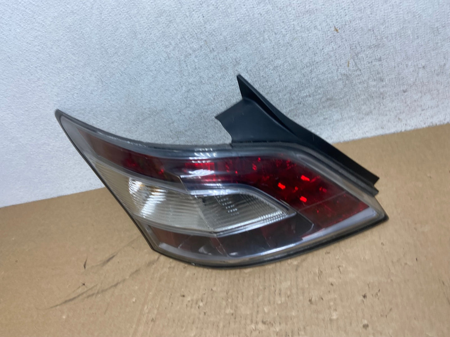 2012 2013 2014 Nissan Maxima Left Driver Lh Side Tail light AG0516 LK1